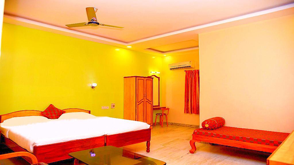 Sindhu Towers Otel Vellore Dış mekan fotoğraf