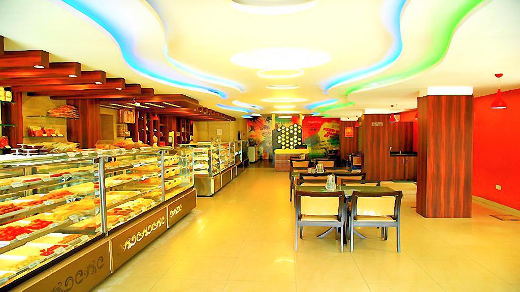 Sindhu Towers Otel Vellore Dış mekan fotoğraf