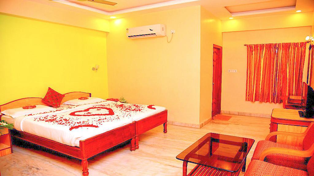 Sindhu Towers Otel Vellore Dış mekan fotoğraf